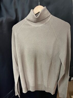 Kenneth Cole men’s turtleneck sweater size M